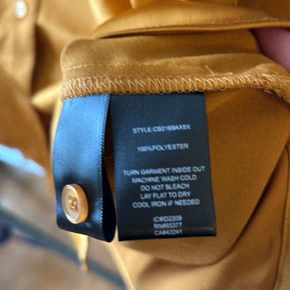 Sanctuary Button Blouse, Size Small, NWT - Picture 5 of 9